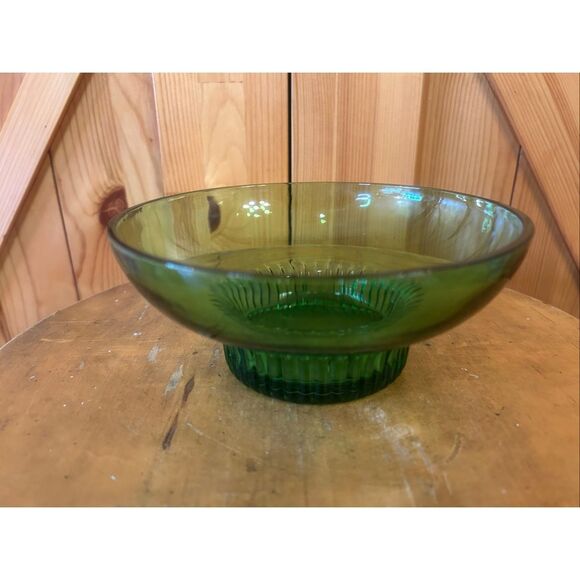 Vintage A.L. Randall Co. Emerald Green Candy Glass Bowl with Ribbed Collar Base - Picture 3 of 8